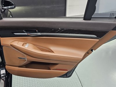 2020 Genesis G90 缩略图 15