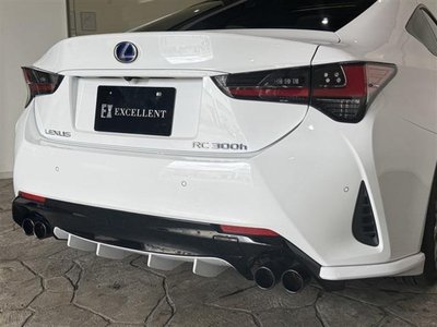2021 Lexus RC — миниатюра 18