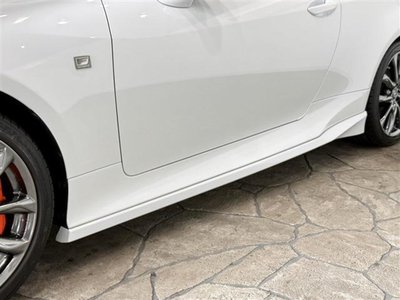 2021 Lexus RC — миниатюра 17