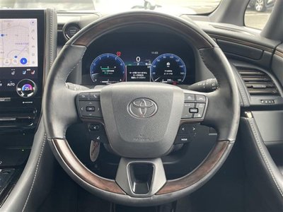 2025 Toyota ALPHARD — фото 8