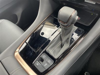 2025 Toyota ALPHARD — миниатюра 38