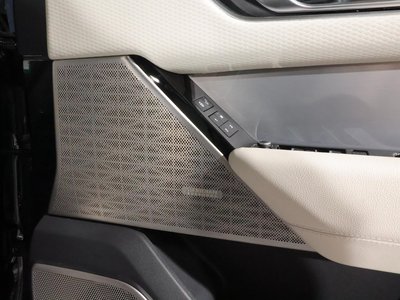 LAND ROVER RANGE ROVER VELAR - 4