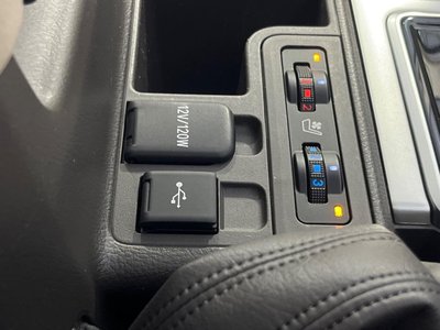 TOYOTA LAND CRUISER PRADO - 7