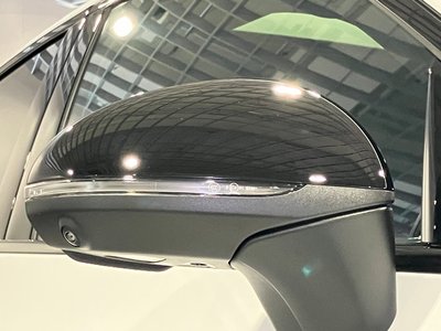 صورة مصغرة 16 لـ 2024 Mercedes-BENZ GLC