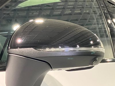 صورة مصغرة 17 لـ 2024 Mercedes-BENZ GLC