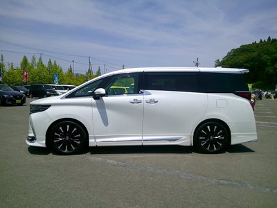 TOYOTA ALPHARD - 3