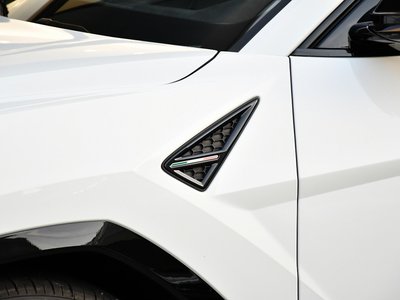 LAMBORGHINI URUS - 6