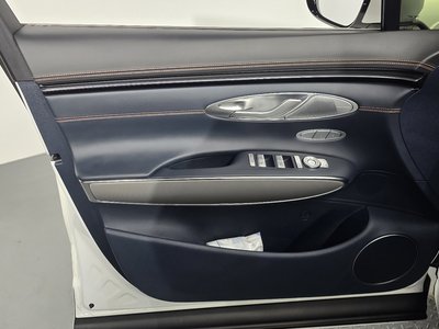 2025 Genesis GV70 缩略图 14
