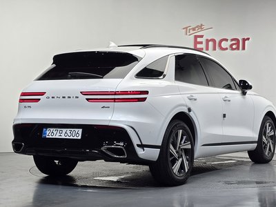 صورة 4 لـ 2025 Genesis GV70