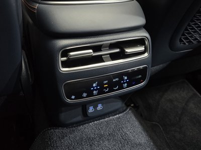 2025 Genesis GV70 缩略图 27