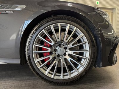 MERCEDES-BENZ E-CLASS AMG - 8