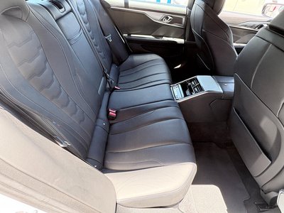 BMW 8 SERIES GRAN COUPE - 9