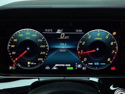 MERCEDES-BENZ GT AMG - 8