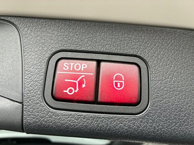 MERCEDES-BENZ GLB - 8