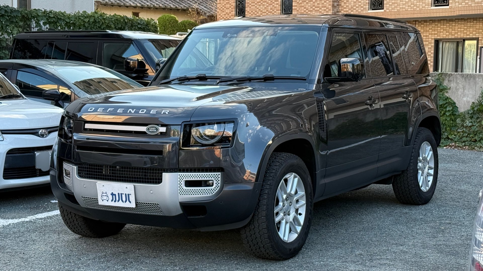 LAND ROVER DEFENDER 110 S D300 - View 1