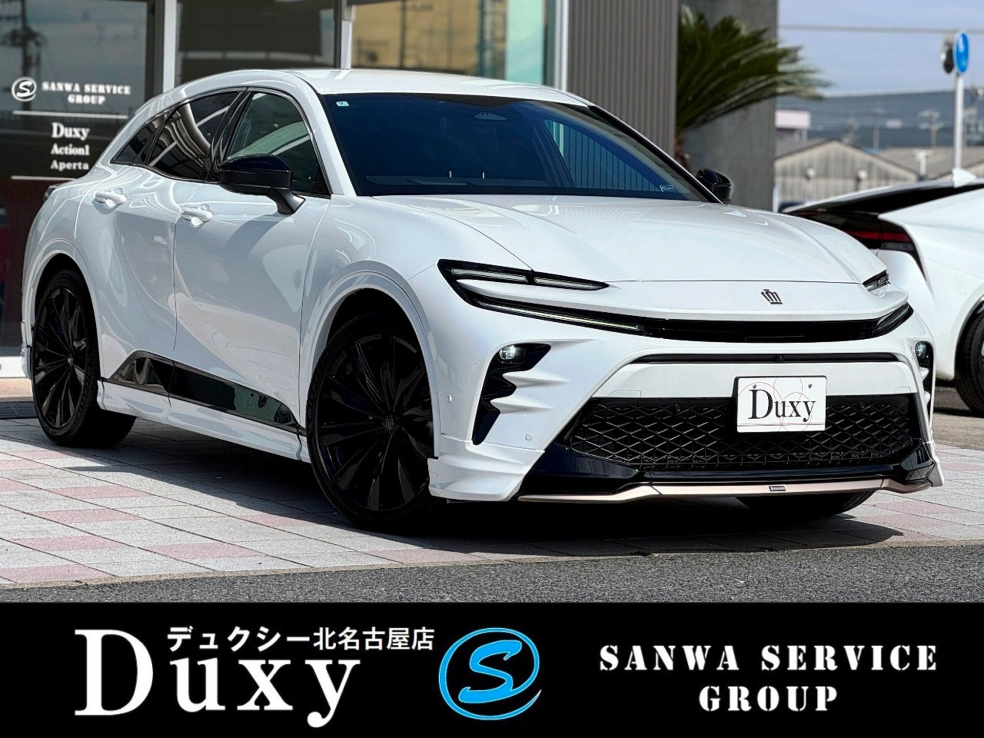 TOYOTA CROWN SPORT - View 1