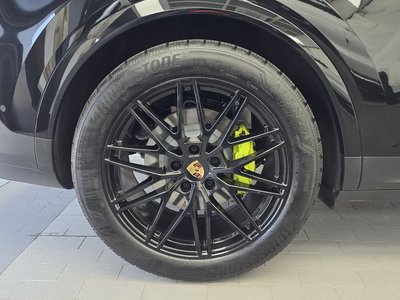 PORSCHE CAYENNE - 6