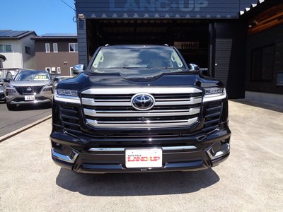 TOYOTA LAND CRUISER 300 - 2