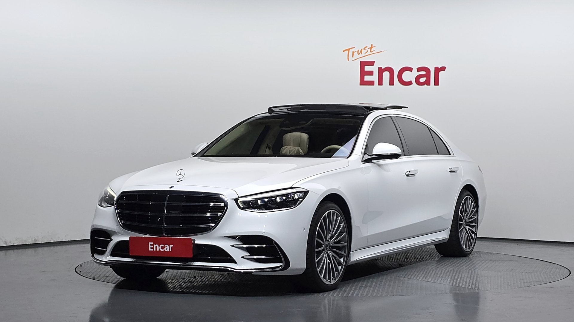 MERCEDES-BENZ S-CLASS - View 1