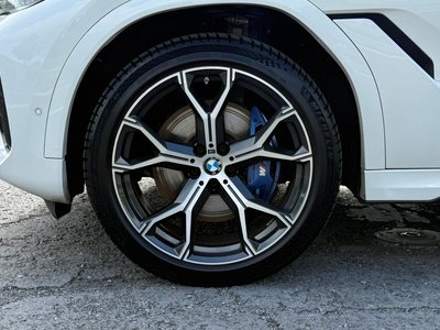 2022 BMW X6 photo 6