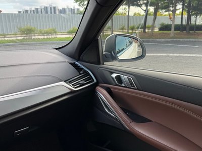2022 BMW X6 — миниатюра 15