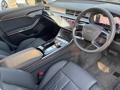 صورة مصغرة 16 لـ 2025 AUDI A8