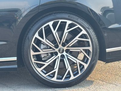 صورة مصغرة 51 لـ 2025 AUDI A8