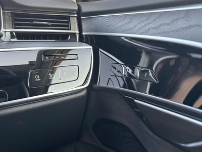 صورة مصغرة 34 لـ 2025 AUDI A8