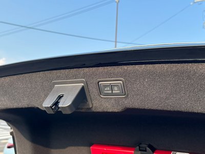صورة مصغرة 44 لـ 2025 AUDI A8