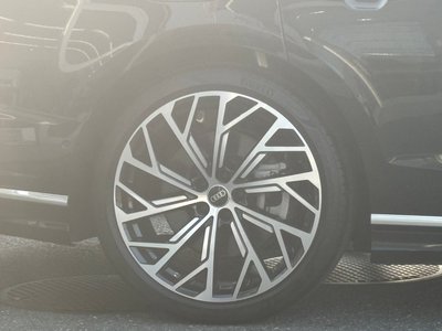 صورة مصغرة 49 لـ 2025 AUDI A8