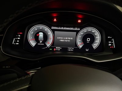 AUDI Q7 - 5