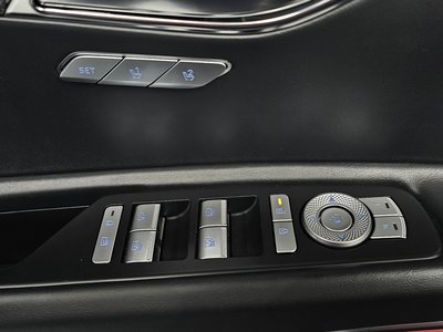 2024 Genesis GV80 COUPE thumbnail 40