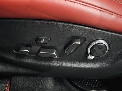 2024 Genesis GV80 COUPE thumbnail 38