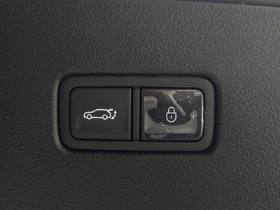 2024 Genesis GV80 COUPE thumbnail 25