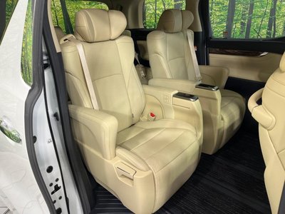 TOYOTA ALPHARD - 9