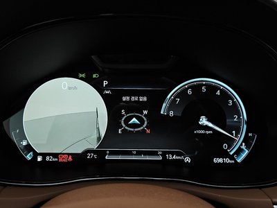 2021 Genesis GV70 thumbnail 11