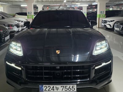 PORSCHE CAYENNE - 1