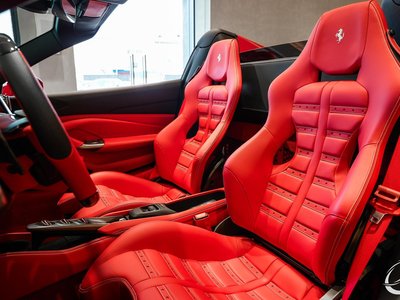 FERRARI F8 SPIDER - 8