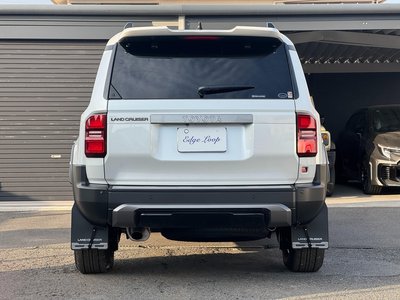 TOYOTA LAND CRUISER 250 - 7