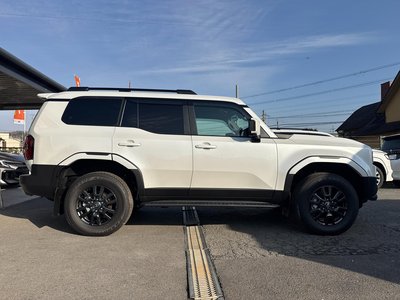 TOYOTA LAND CRUISER 250 - 5