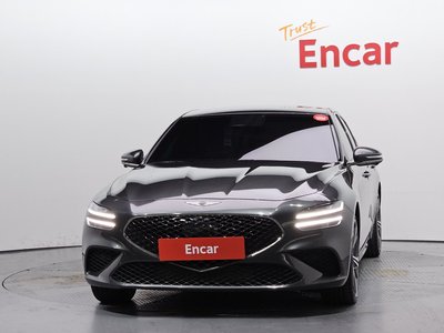 صورة 2 لـ 2025 GENESIS THE NEW G70