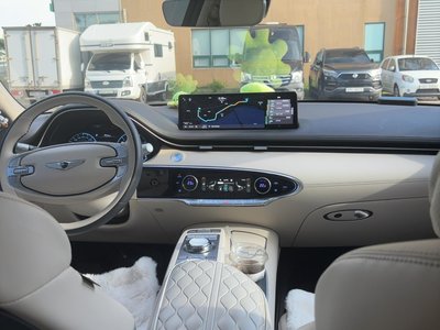2024 Genesis GV70 — миниатюра 13