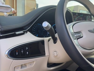 2024 Genesis GV70 — миниатюра 19