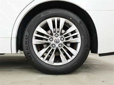 TOYOTA ALPHARD - 9