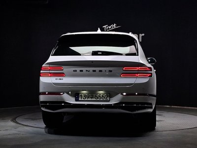GENESIS GV80 - 3