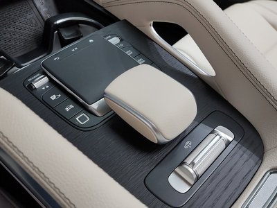 2026 Mercedes-BENZ GLE 缩略图 35