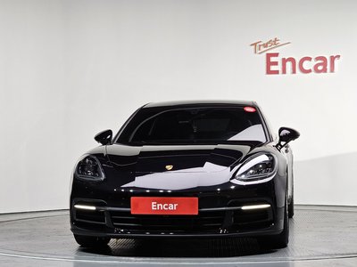 PORSCHE PANAMERA - 2