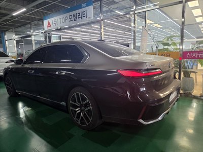 BMW 7 SERIES - 4