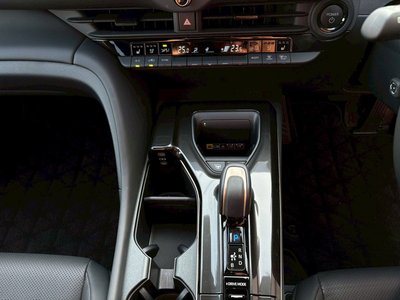 2024 Toyota CROWN SPORT 缩略图 19