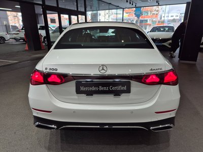 MERCEDES-BENZ E-CLASS - 3